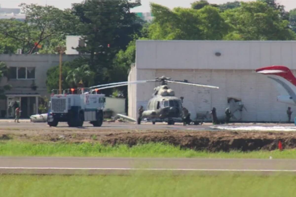 Tres heridos en aeropuerto de Villahermosa tras desplome de helicóptero