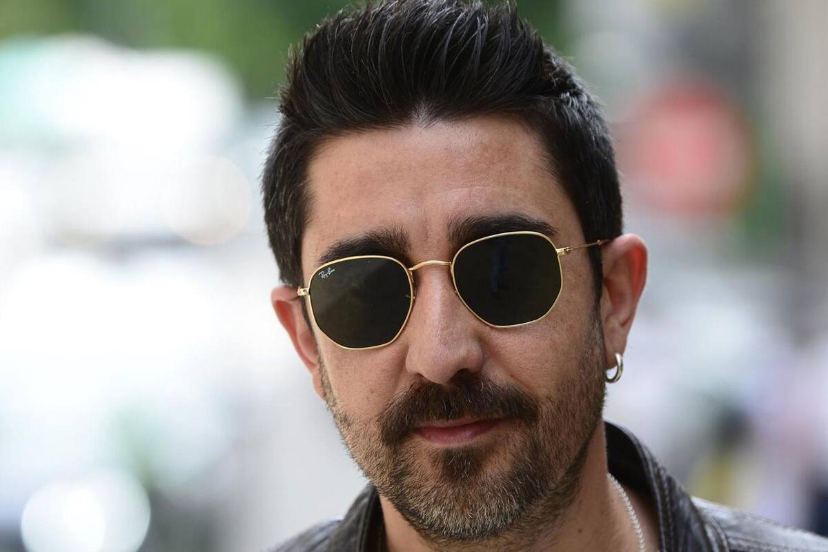 Álex Ubago celebra 20 años de carrera con disco recopilatorio
