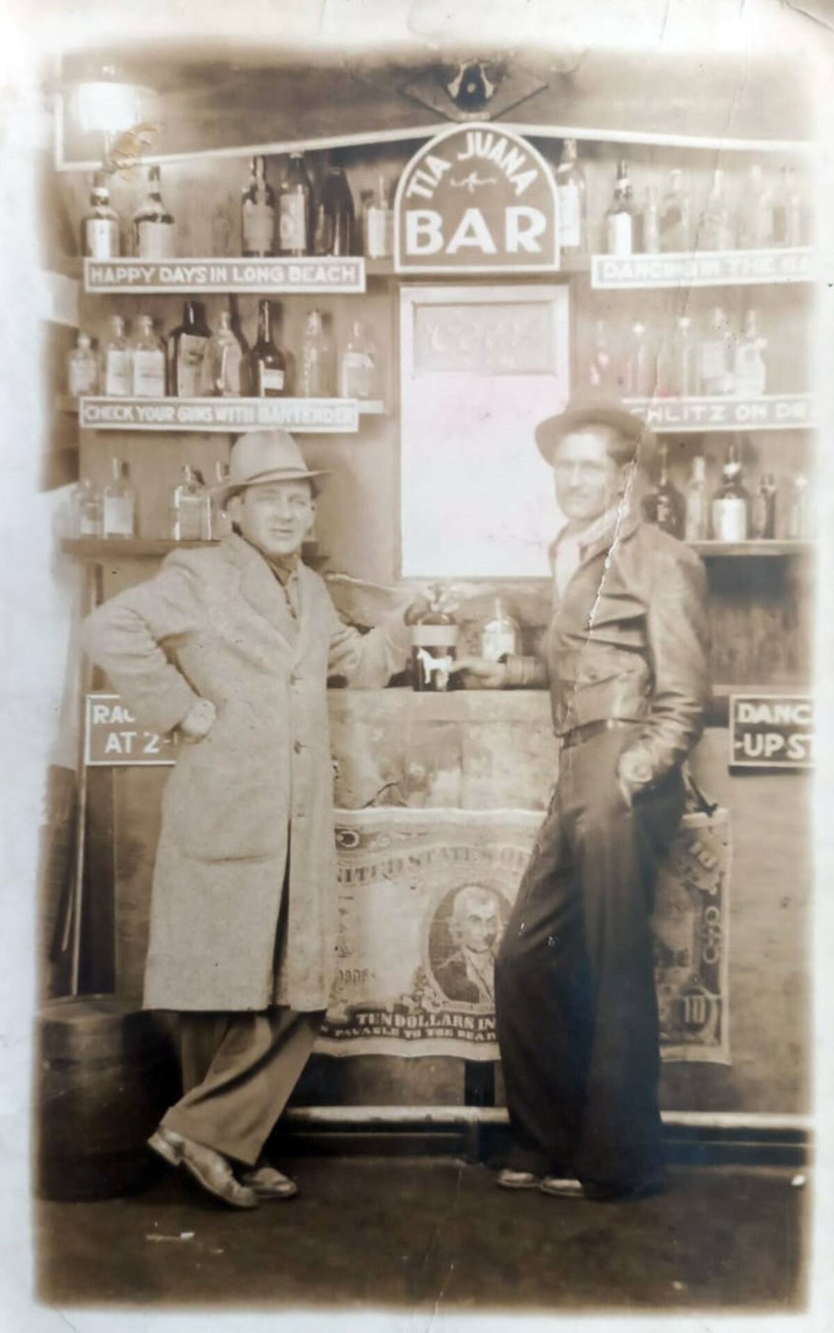 Manuel Ezroj ha sido uno de los empresarios más destacados en la historia empresarial de Ensenada y dejó un legado de once empresas que fundó, creó y desarrolló.