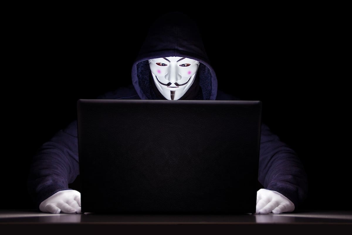 De una oferta de trabajo a un centro de estafas, así reclutan las mafias del Sudeste Asiático a jóvenes de Latinoamérica y España para obligarlos a defraudar desde Camboya y Birmania, en un negocio ilegal que la ONU compara con el narcotráfico