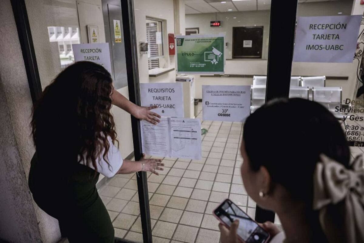 Inicia operaciones módulo de tarjetas de transporte público en UABC