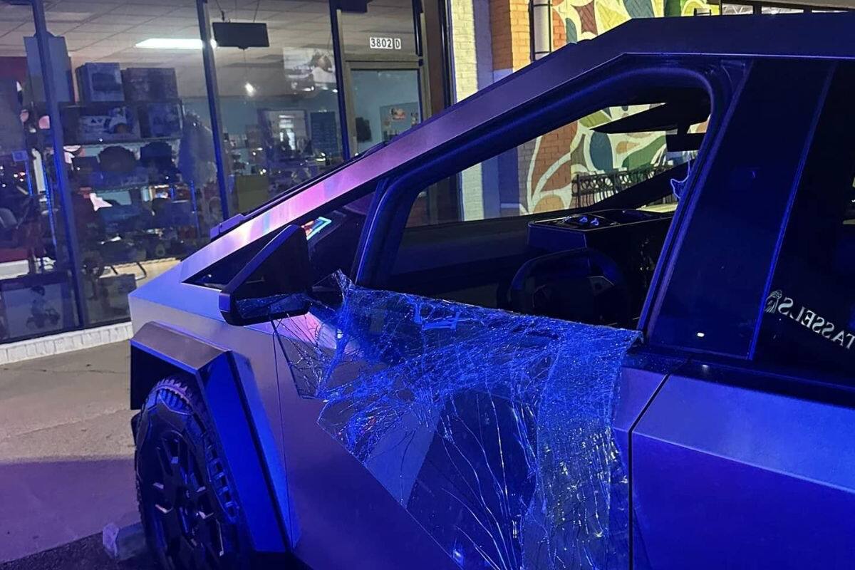 Ladrón encuentra falla de seguridad en el Cybertruck de Tesla que facilita el robo