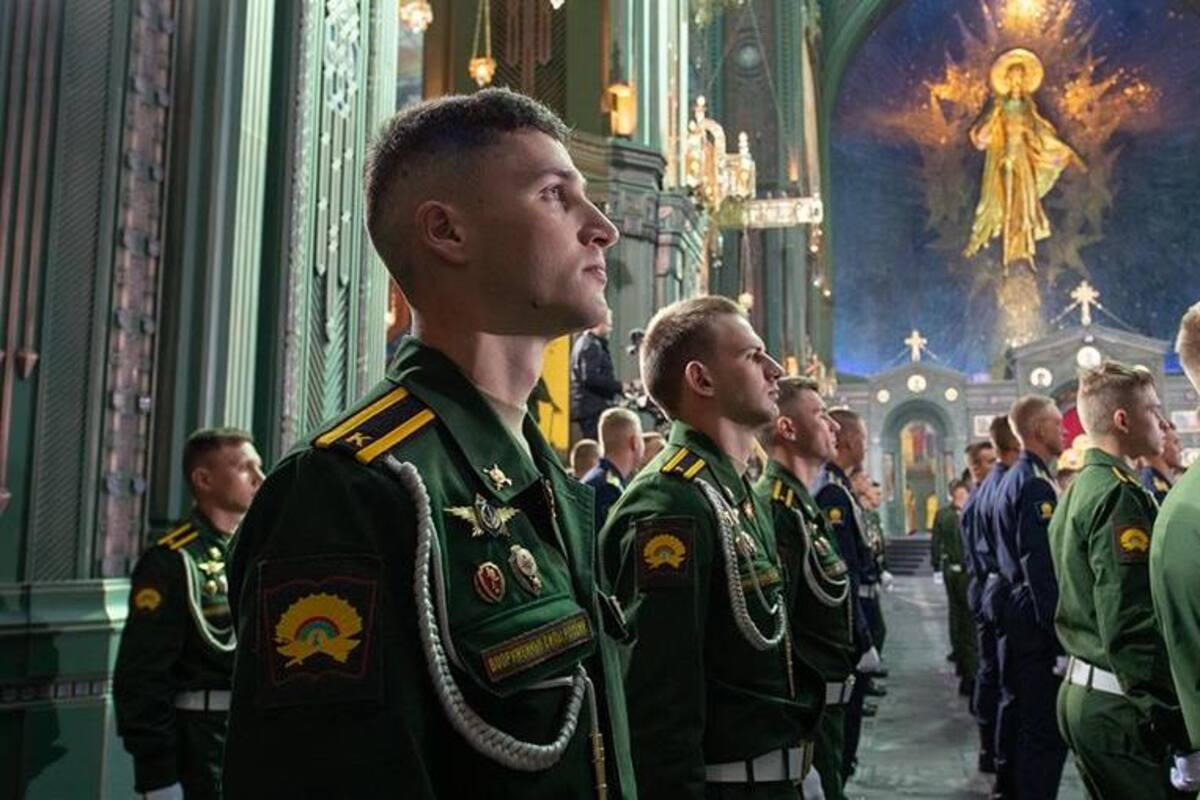 Rusia abre catedral del ejército sin Putin ni Stalin en sus mosaicos