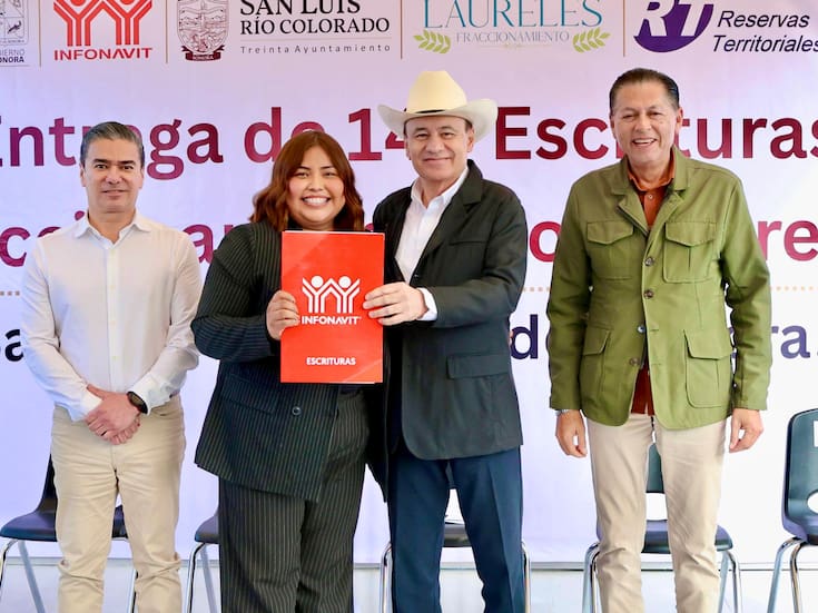 Alfonso Durazo entrega patrullas y escrituras en San Luis Río Colorado; destaca caída del 95% en homicidios