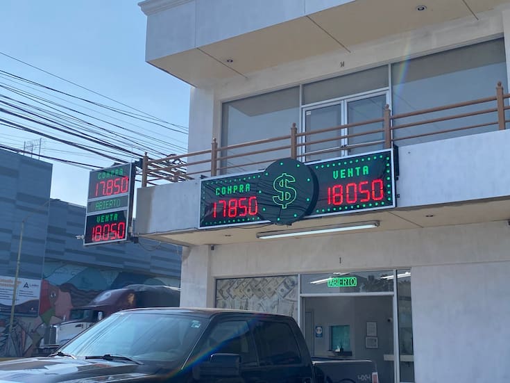 Volatilidad del dólar responde a incertidumbre global y descartan fortalecimiento del peso mexicano