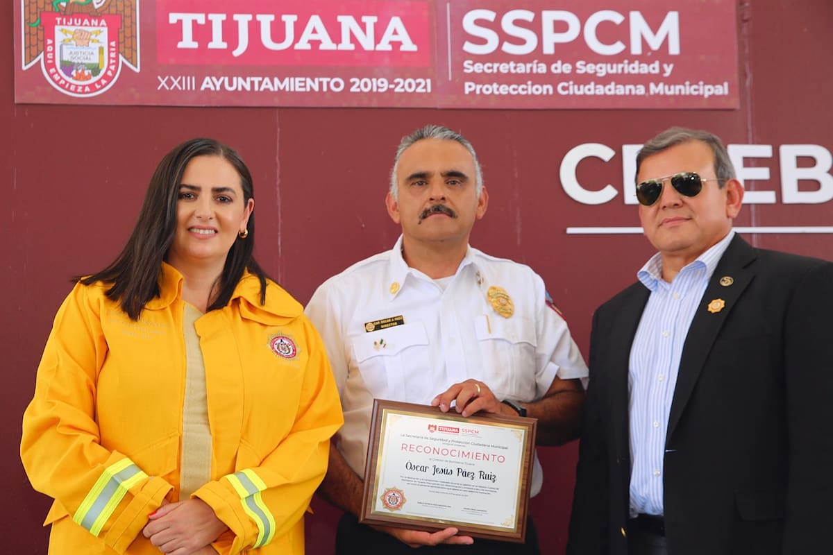 Conmemora XXIII ayuntamiento el 99 aniversario del día nacional del bombero
