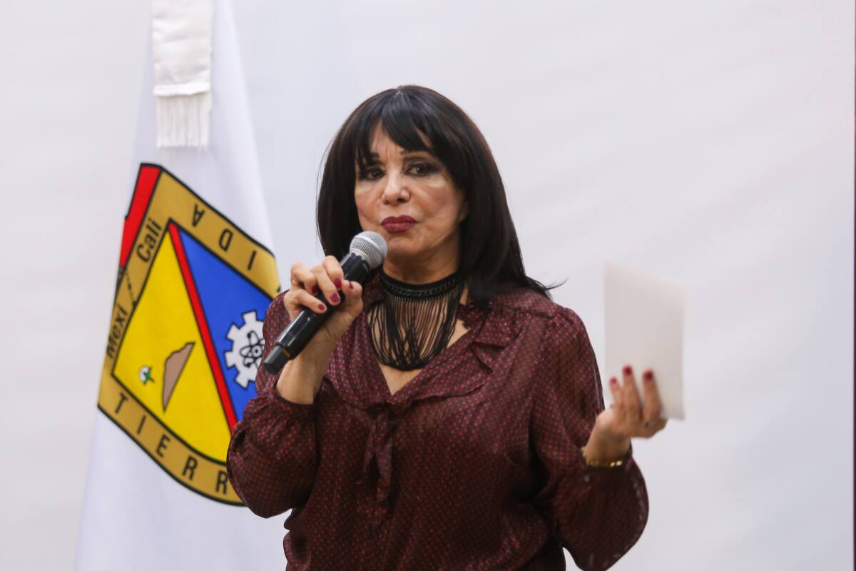 Gestiona alcaldesa academia de policía en Mexicali con nuevo secretario de Seguridad