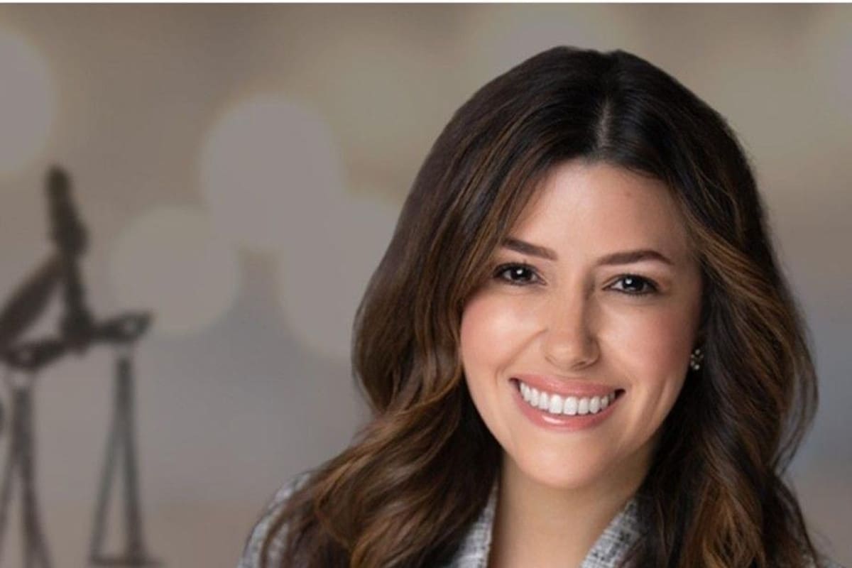 Camille Vázquez, abogada de Depp, fue ascendida a socia en el bufete de abogados