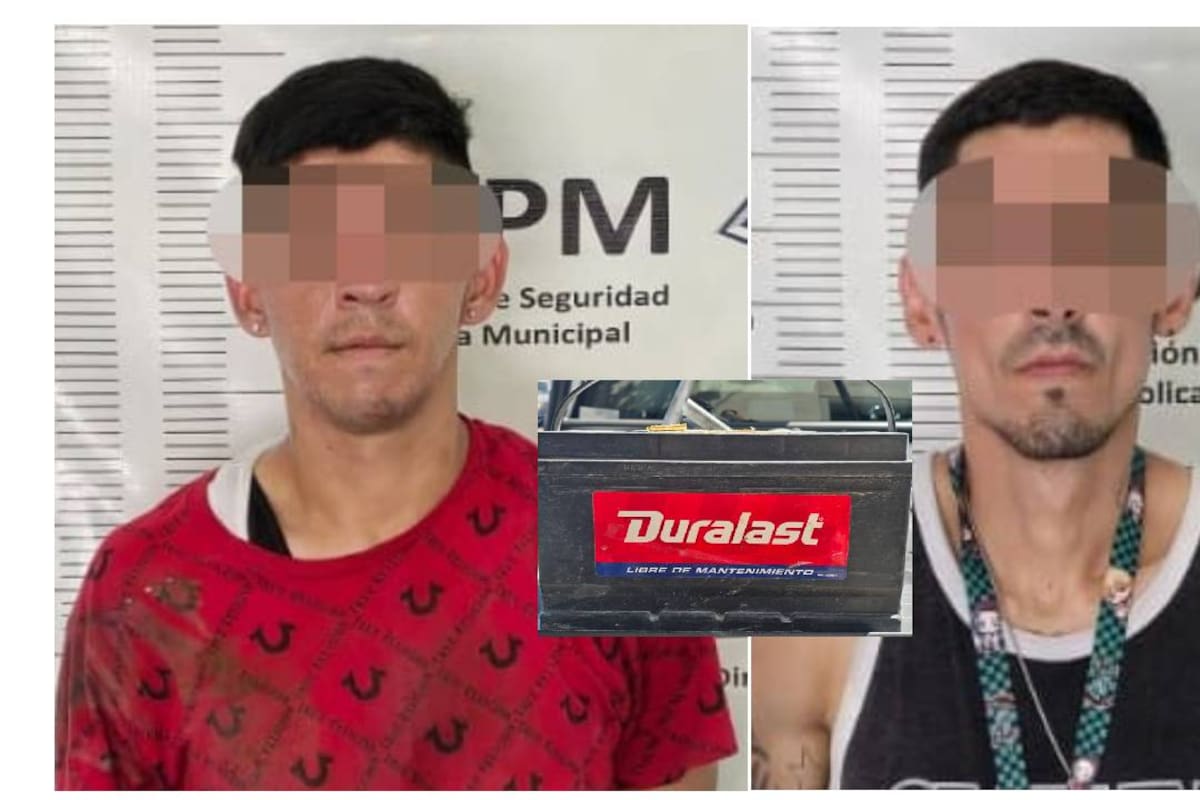 Sorprenden a dos sujetos robando batería de auto en González Ortega