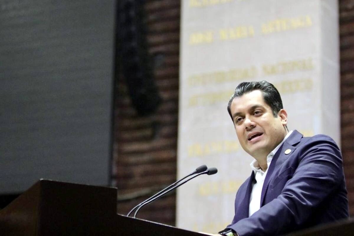 Morena plantea vender casas de Gobierno