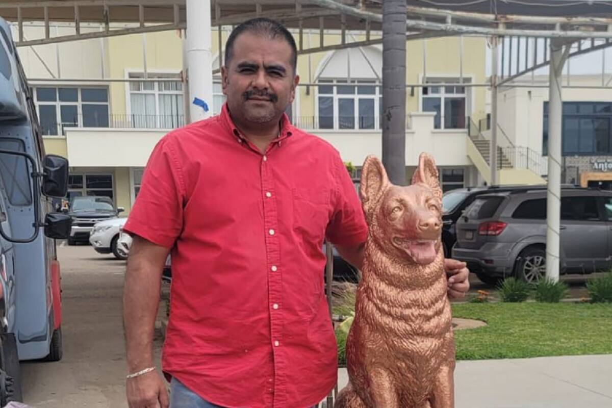Escultura de perro en Rosarito llama a concientizar por sus derechos