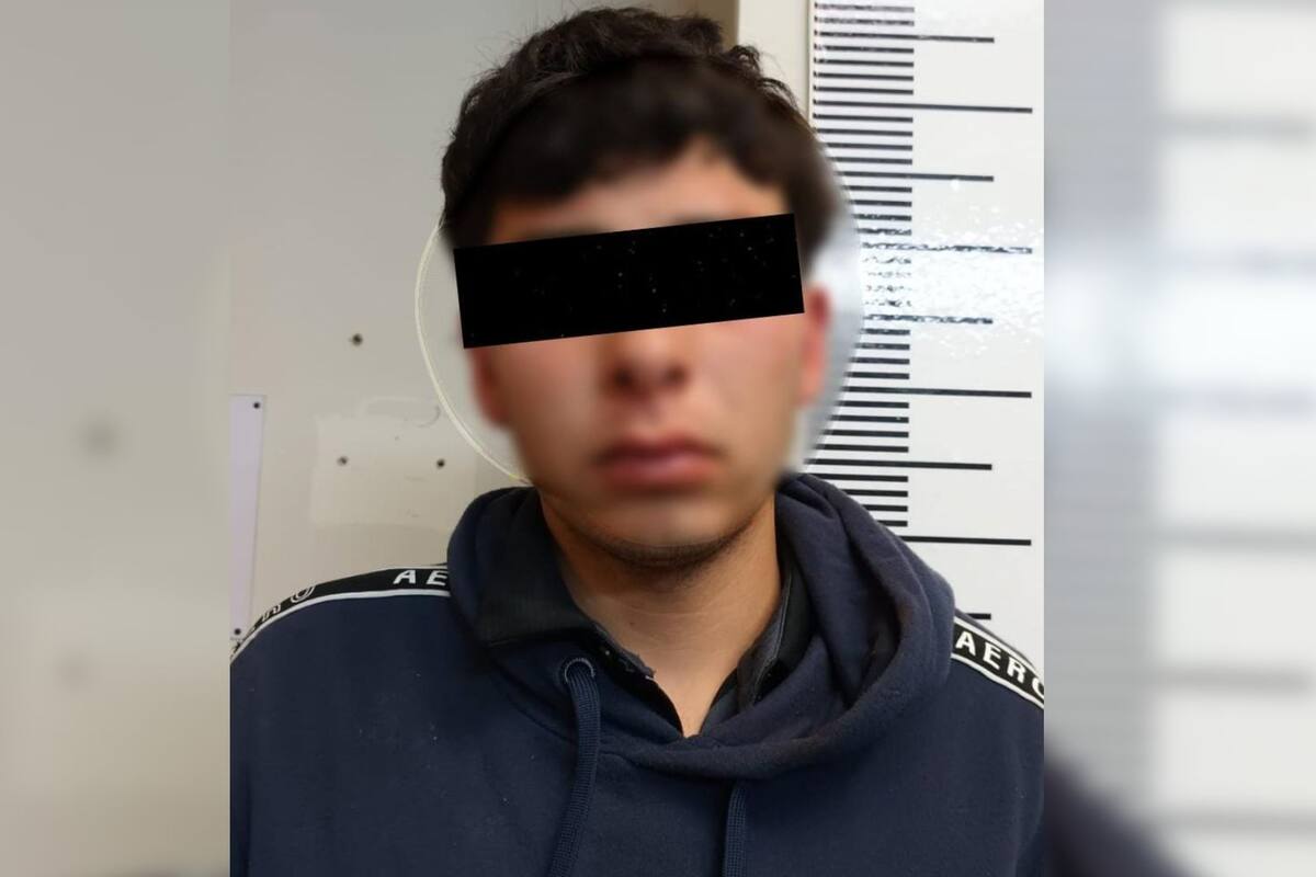 Amenaza con machete a su pareja menor de edad