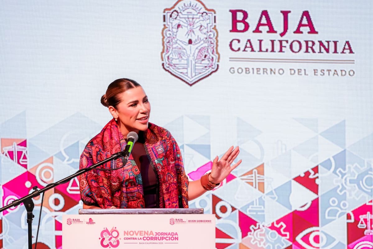 Firma BC pacto anticorrupción y en favor de transparencia