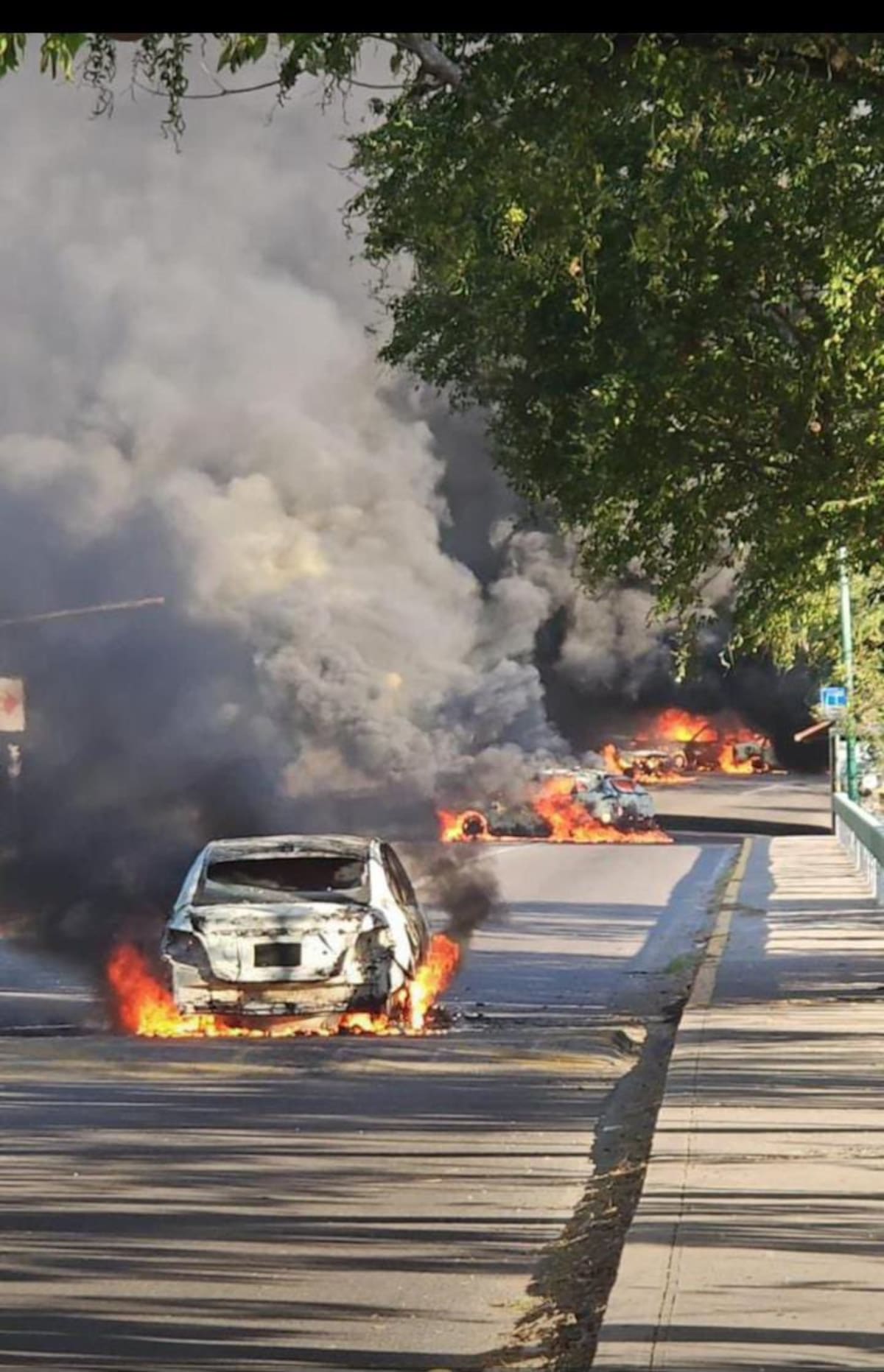 Reportan caos tras los narcobloqueos. Foto: Ricardo Salinas Pliego
@RicardSalinasP
