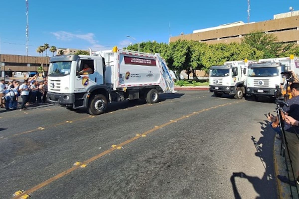 Adquieren 25 camiones de basura para Mexicali; 5 van al valle