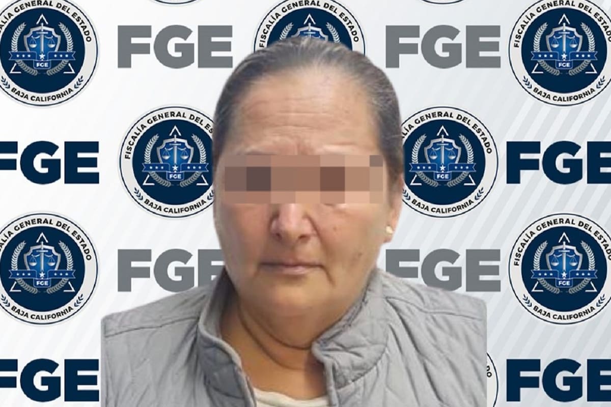 Detienen a mujer en Tijuana por vehículo robado en Estados Unidos