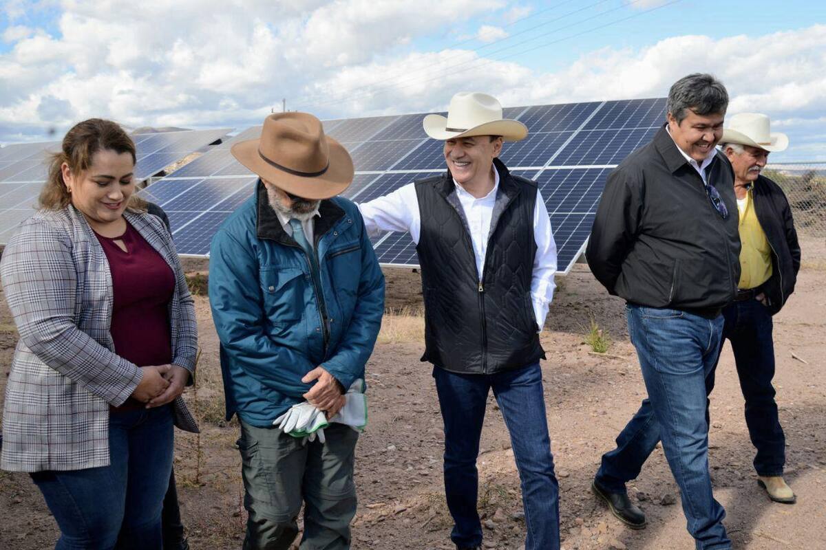 Destaca Gobernador plantas solares en comunidades rurales