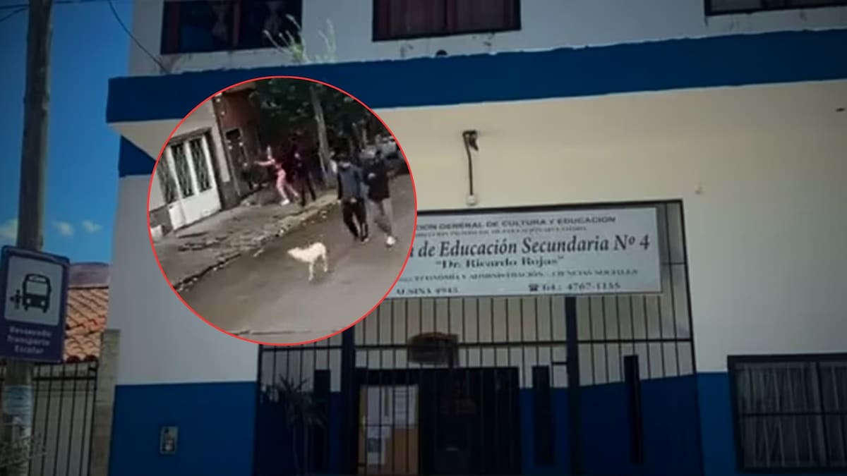 IMÁGENES FUERTES: Una estudiante de 14 años apuñaló a su novio de 15 con el que llevaba 2 semanas de relación frente a toda la escuela porque no quería que hablara con ninguna otra chica de su clase