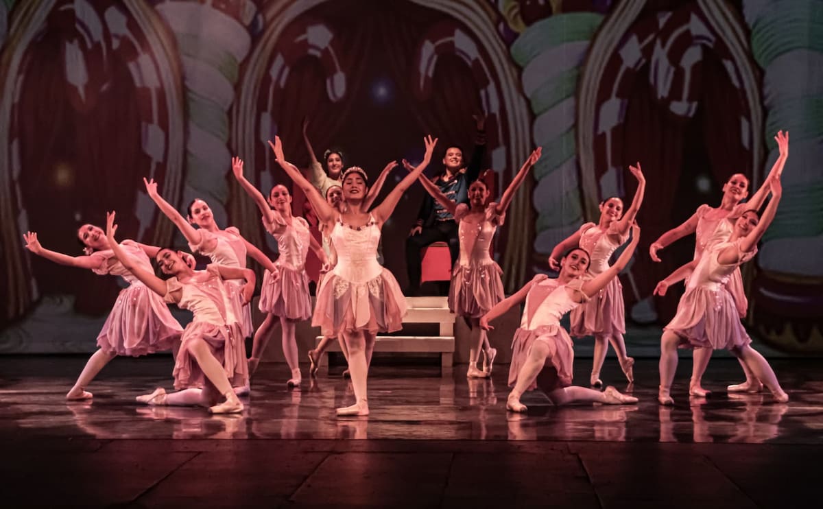 La Escuela de Danza Gloria Campobello y El Ballet del Noroeste de México llevarán a cabo la puesta en escena navideña. Foto: Cortesía