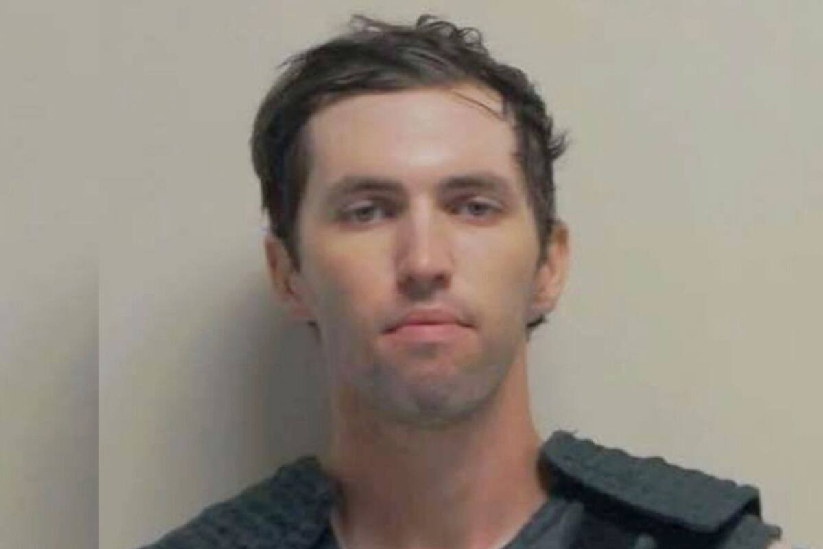 Tyler Robinson comparece y escucha los siete cargos que le son imputados por el presunto asesinato de Charlie Kirk