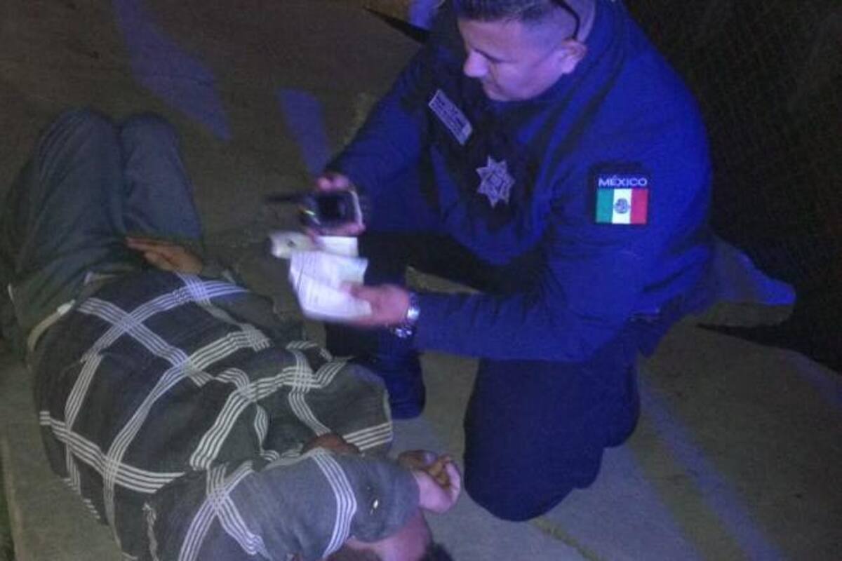 Apoyan a un hombre en riesgo de posible pre infarto