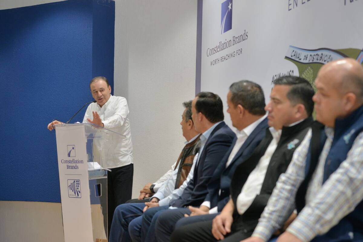 Impulsa Alfonso Durazo desarrollo de productores del Valle del Yaqui con sistema de bombeo