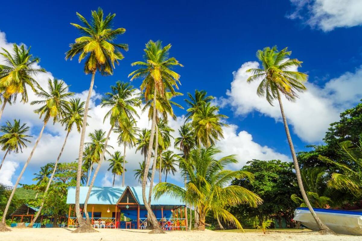 Por qué las islas de San Andrés y Providencia son de Colombia si están 6
veces más cerca de Nicaragua