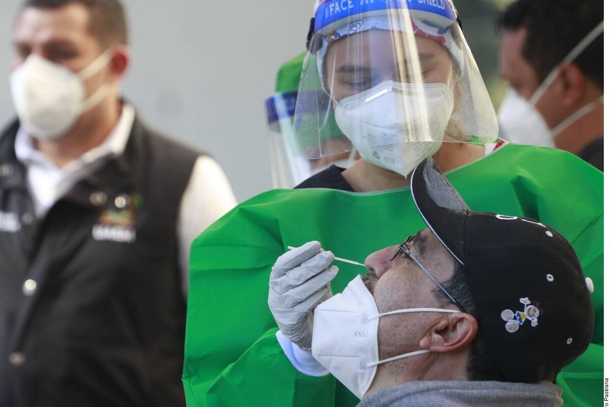 Ómicron en México: Estima experto que nueva ola de Covid acabe en tres semanas