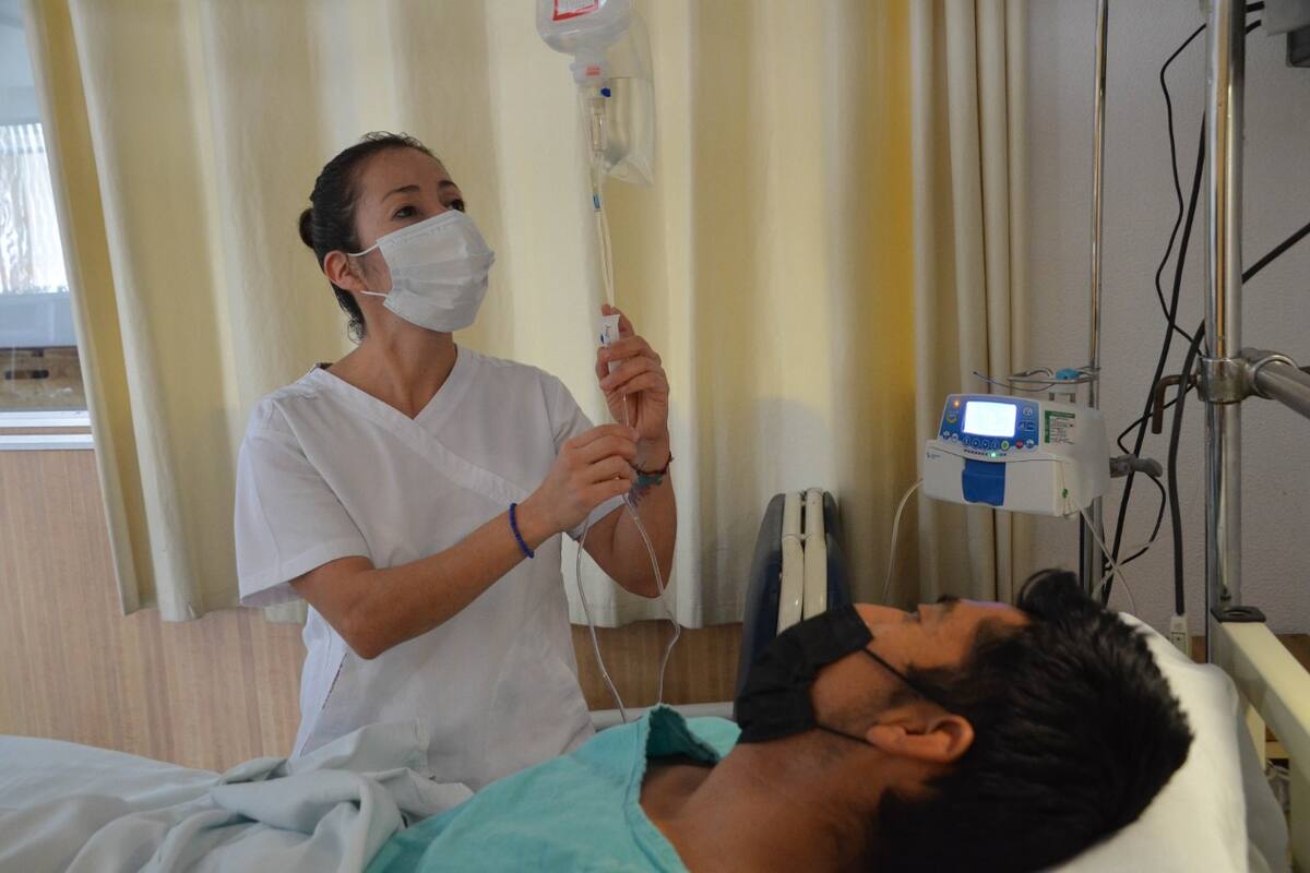 IMSS: ¿Cómo funcionan los códigos QR para atención de Covid?