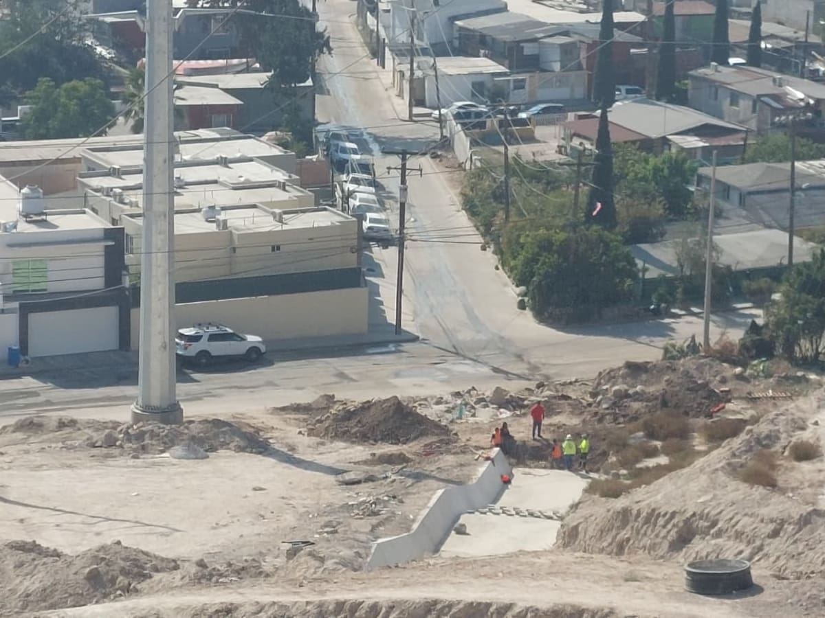 En las recientes lluvias la familia Lucio perdió por completo su patio. Foto: Khennia Reyes