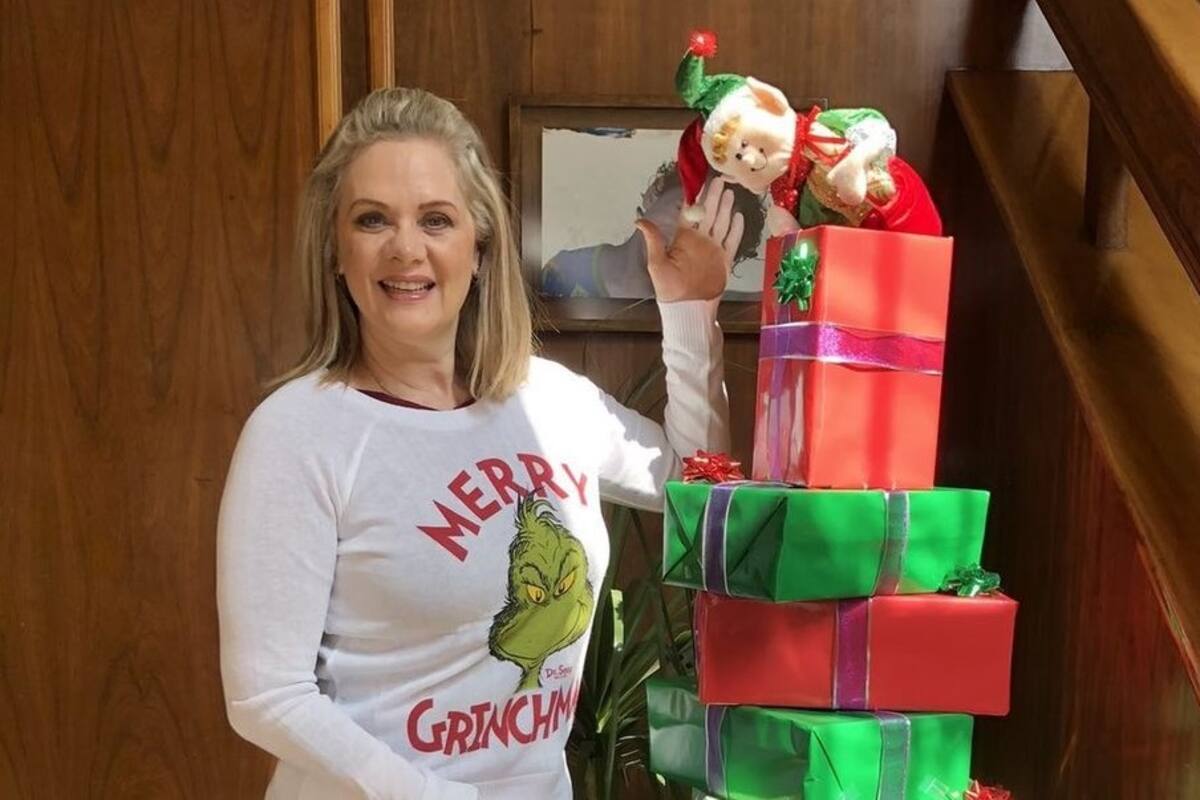 VIDEO: Así celebra Erika Buenfil el inicio de la Navidad en su hogar