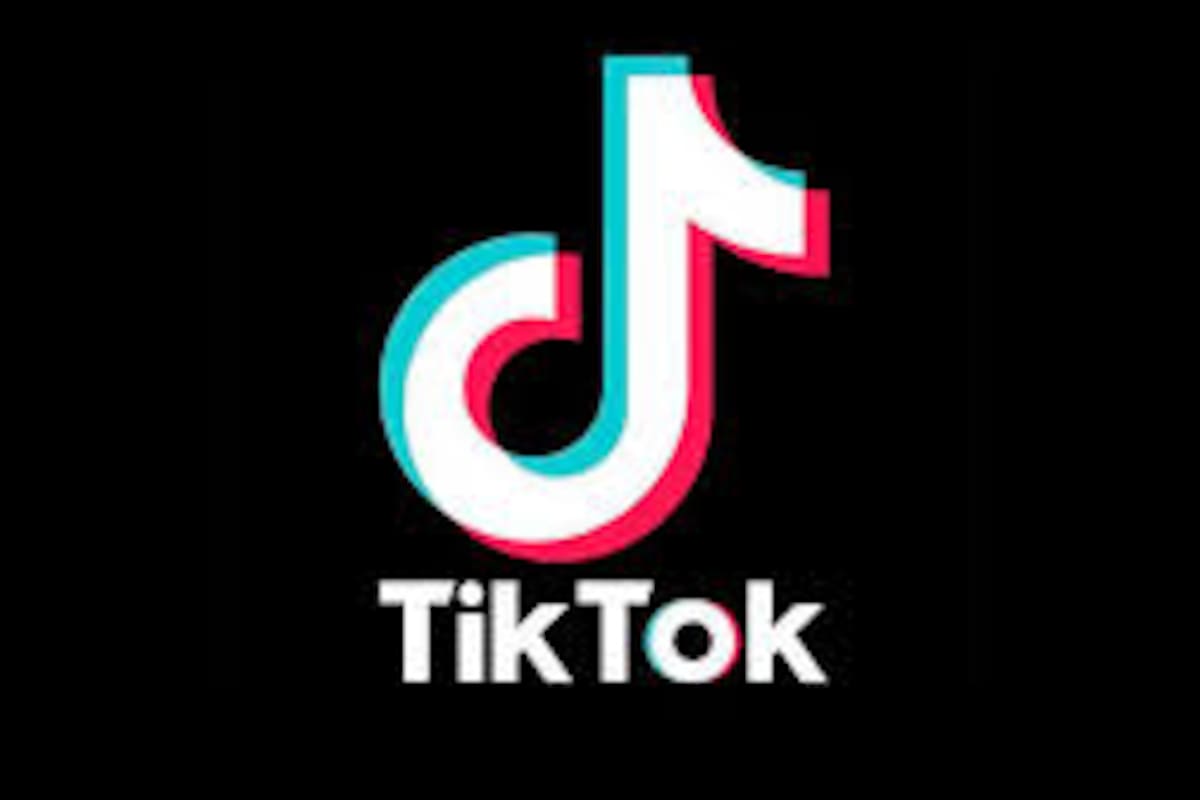 Famosas que derrochan sensualidad en Tik Tok