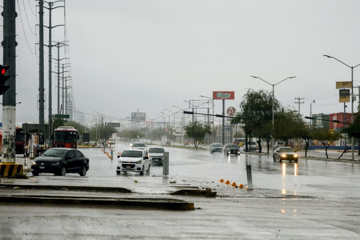 Lluvia en Hermosillo este 16 de septiembre de 2026. | Crédito: Julián Ortega