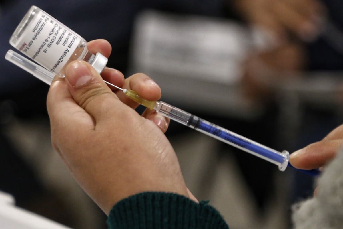 Covid en CDMX: Estas son las siete alcaldías que aplicarán dosis de refuerzo a adultos mayores
