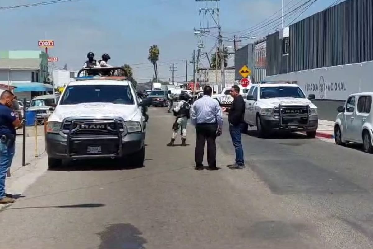 Policiaca Tijuana: Ataque deja 3 lesionados afuera de las instalaciones de la GN