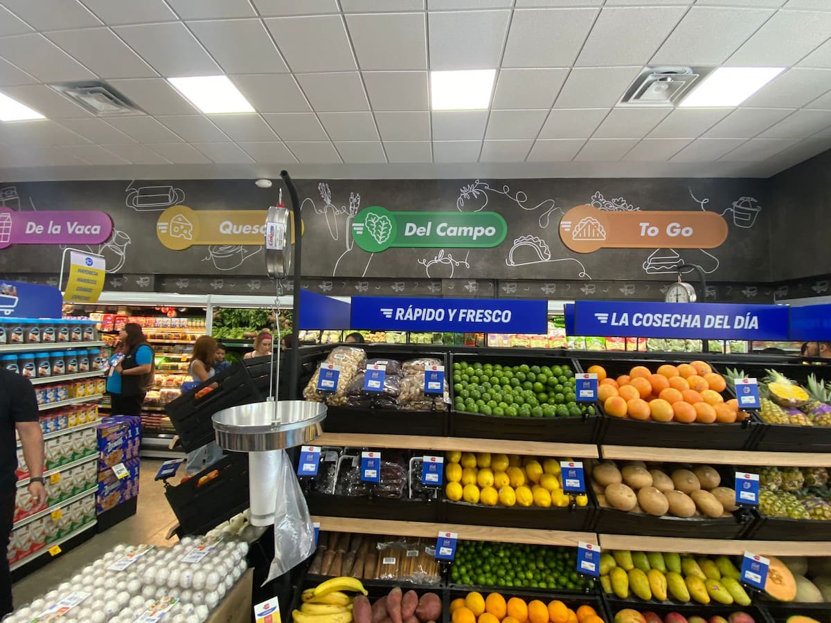 La sucursal contará con las áreas de frutas y verduras, carnes, abarrotes, productos de canasta básica, medicamentos, vinos y licores.