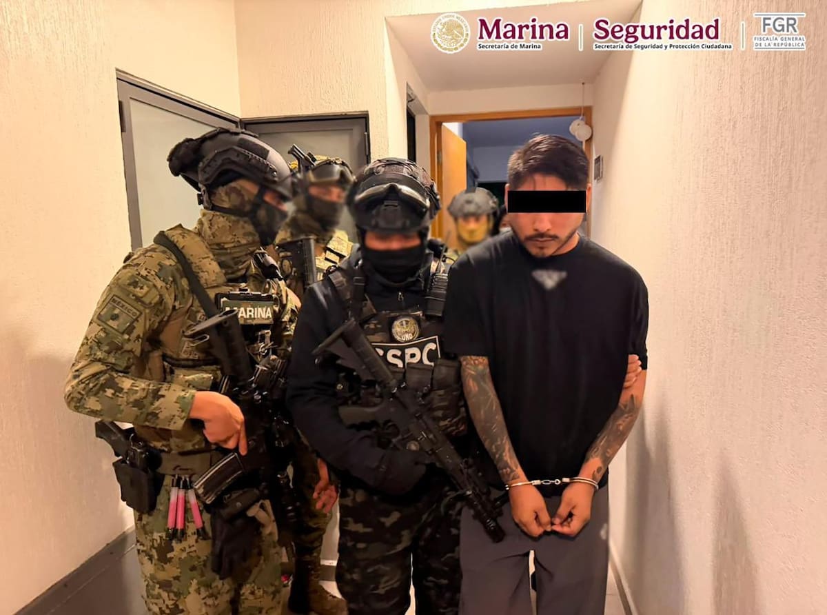 Detienen a “El Cromo”, presunto líder de Los Cromos ligado al CJNG, tras investigaciones por homicidios, extorsiones y cobro de piso en Oaxaca. | Crédito: X @OHarfuch