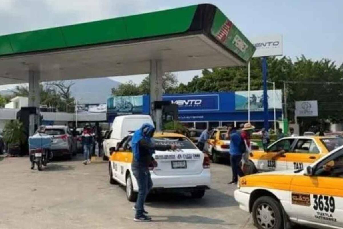 Bloqueo en PEMEX de la CNTE provoca escasez de gasolina en Chiapas