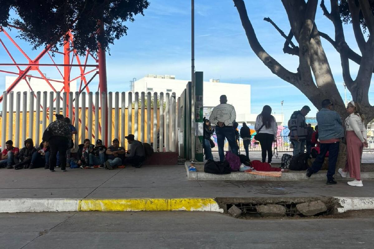 Teme no poder renovar permiso de estadía en México