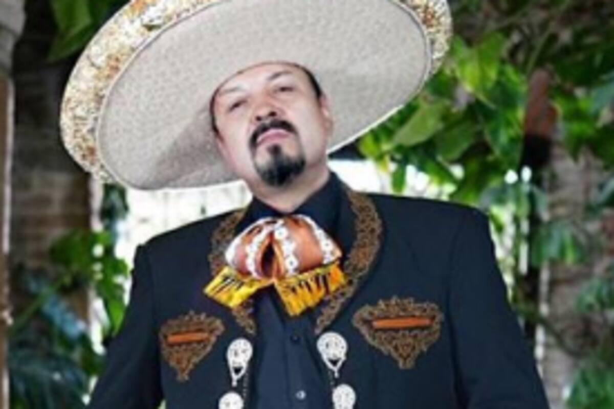 ¿Por qué Pepe Aguilar teme sacar libro autobiográfico?