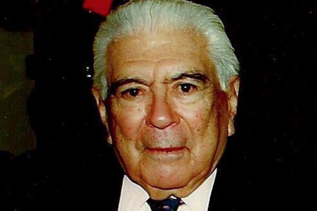 Muere Luis Robles Linares Ugalde