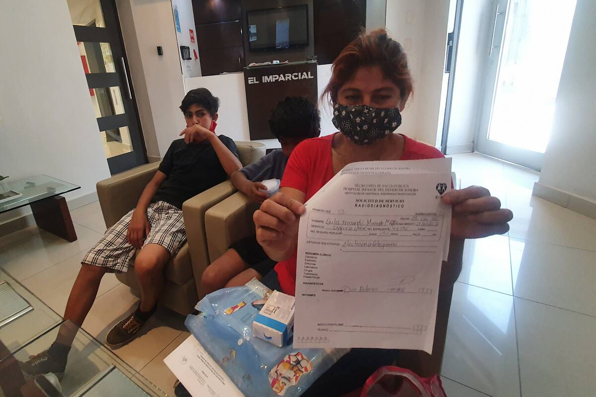 Le roban en su casa cuando cuidaba a su hijo en el hospital