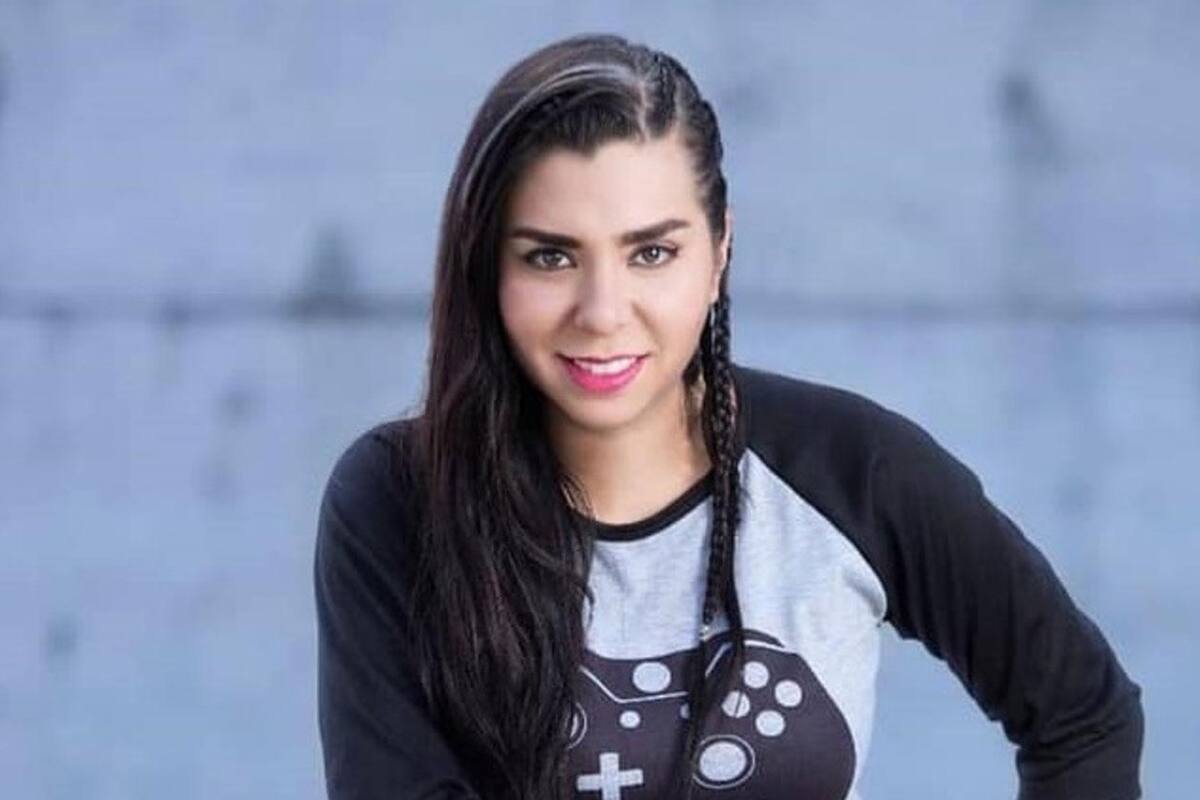 Ex participante de 'La Academia' se encuentra intubada en hospital; solicitan ayuda