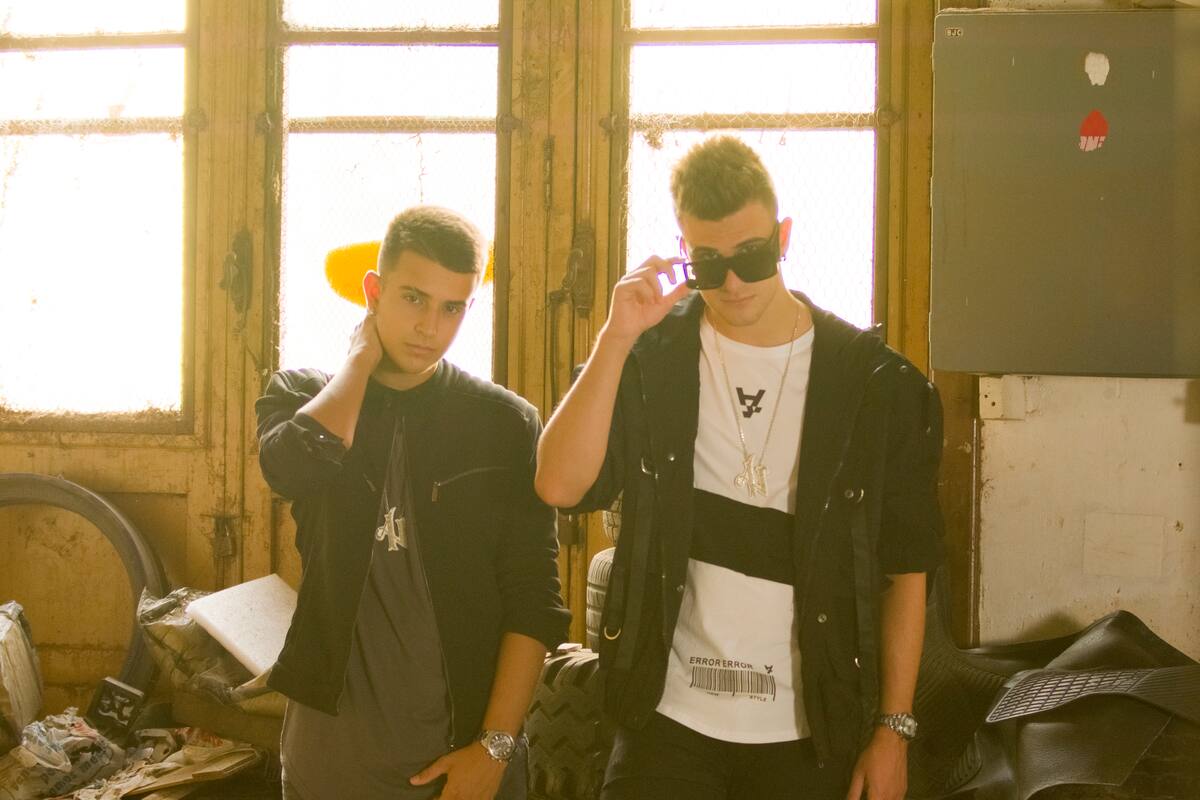 Adexe y Nau le apuestan al romance este 2021