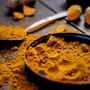 Oro amarillo en polvo: la especia de cocina que ayuda a regular el azúcar y a reducir el dolor de articulaciones, con beneficios respaldados por estudios
