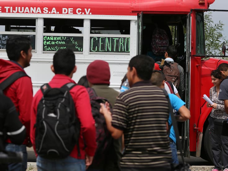 Urgen camiones grandes en Tijuana para usuarios del transporte público