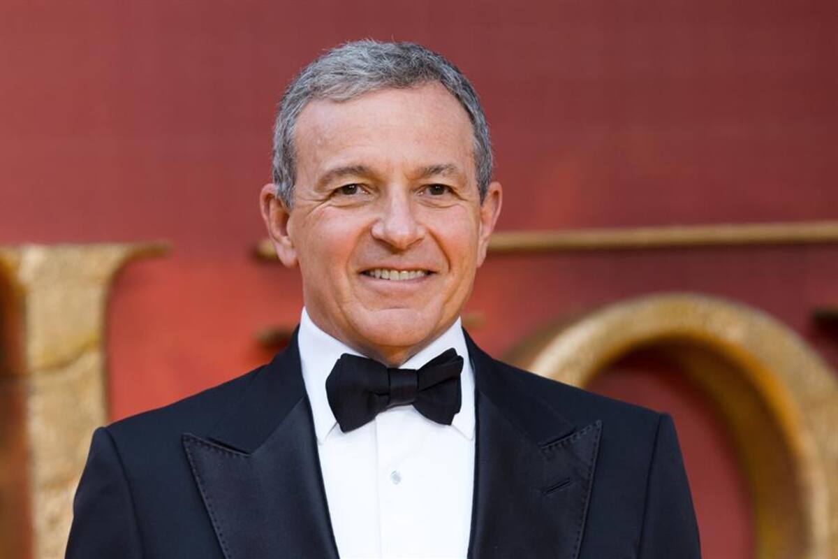 Presidente ejecutivo de Disney renuncia a su salario
