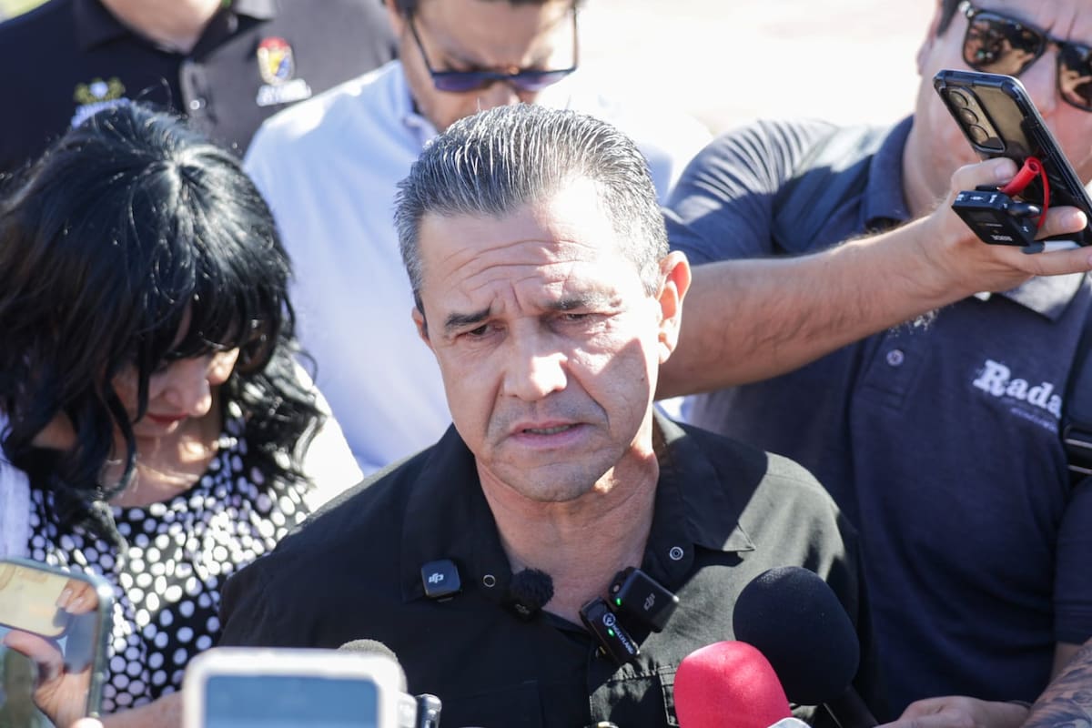 Investigan a policías por presunto robo de 250 mil pesos durante operativo policial