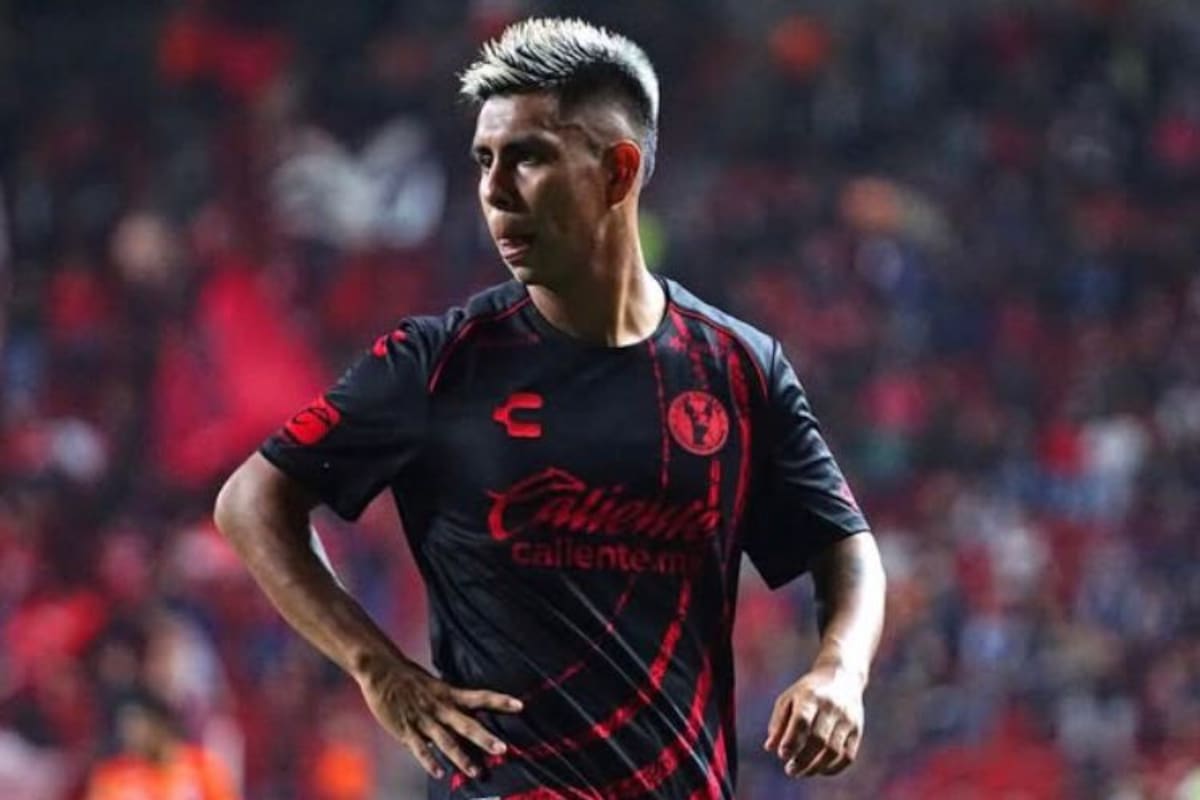 Efraín Álvarez deja a Xolos y llegará a Chivas