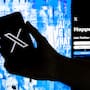X suspende más de 13 mil cuentas vinculadas a presuntas operaciones de influencia de Irán, Rusia y China que difundían mensajes políticos en Estados Unidos antes de las elecciones legislativas del 3 de noviembre
